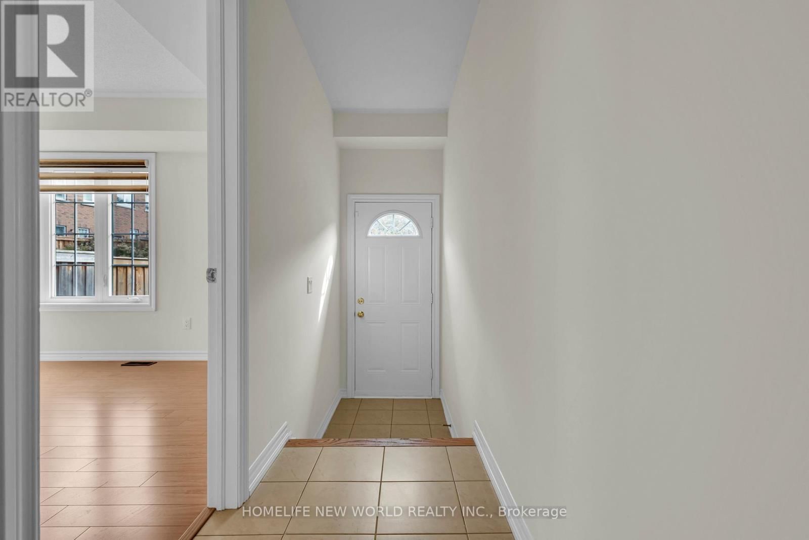 8 SHIFF CRESCENT Image 8