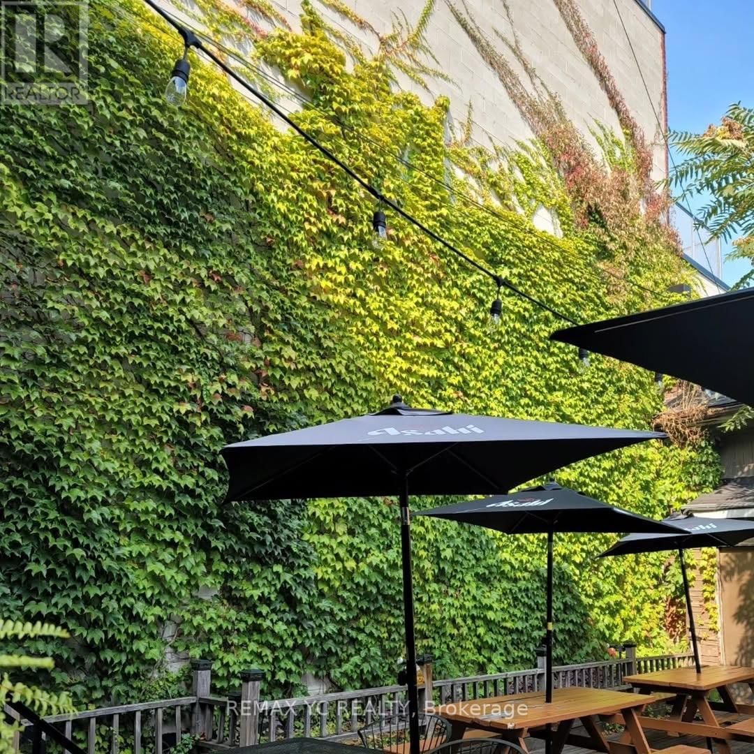 293 RONCESVALLES AVENUE Image 10