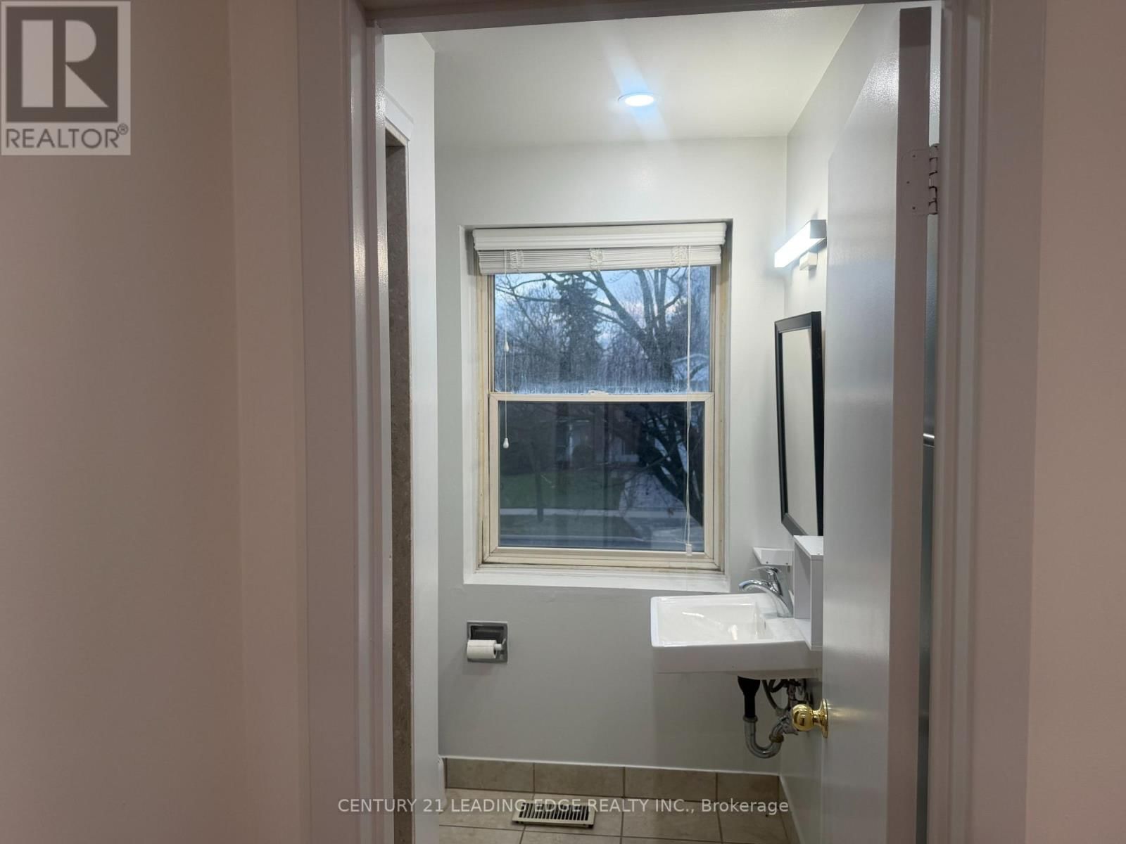 95 WILLOWRIDGE ROAD Image 16