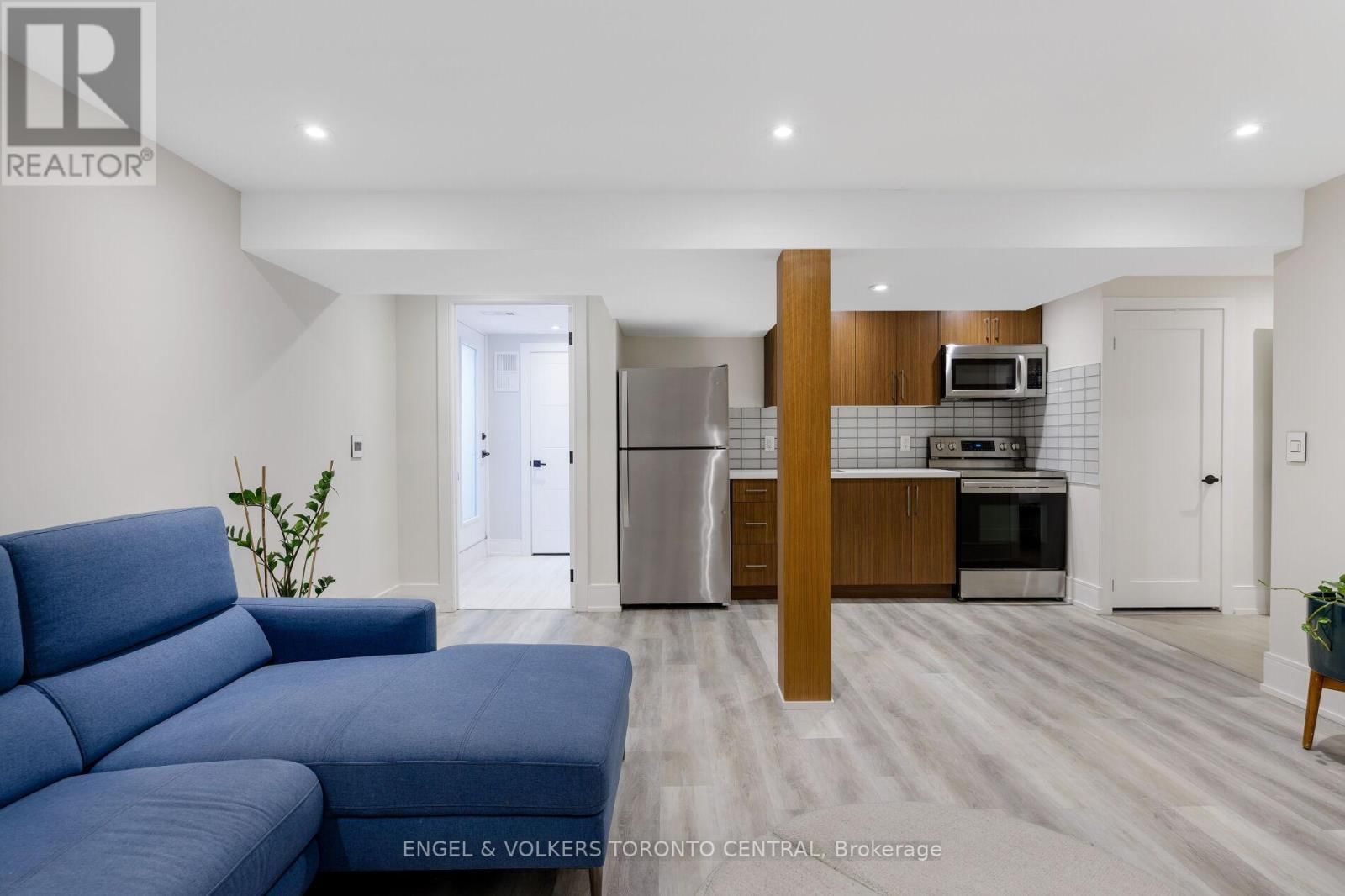 34 RUFFORD ROAD Image 36