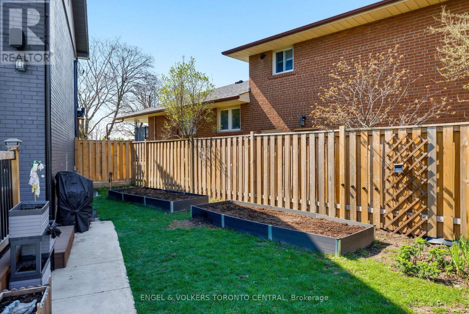 34 RUFFORD ROAD Image 44