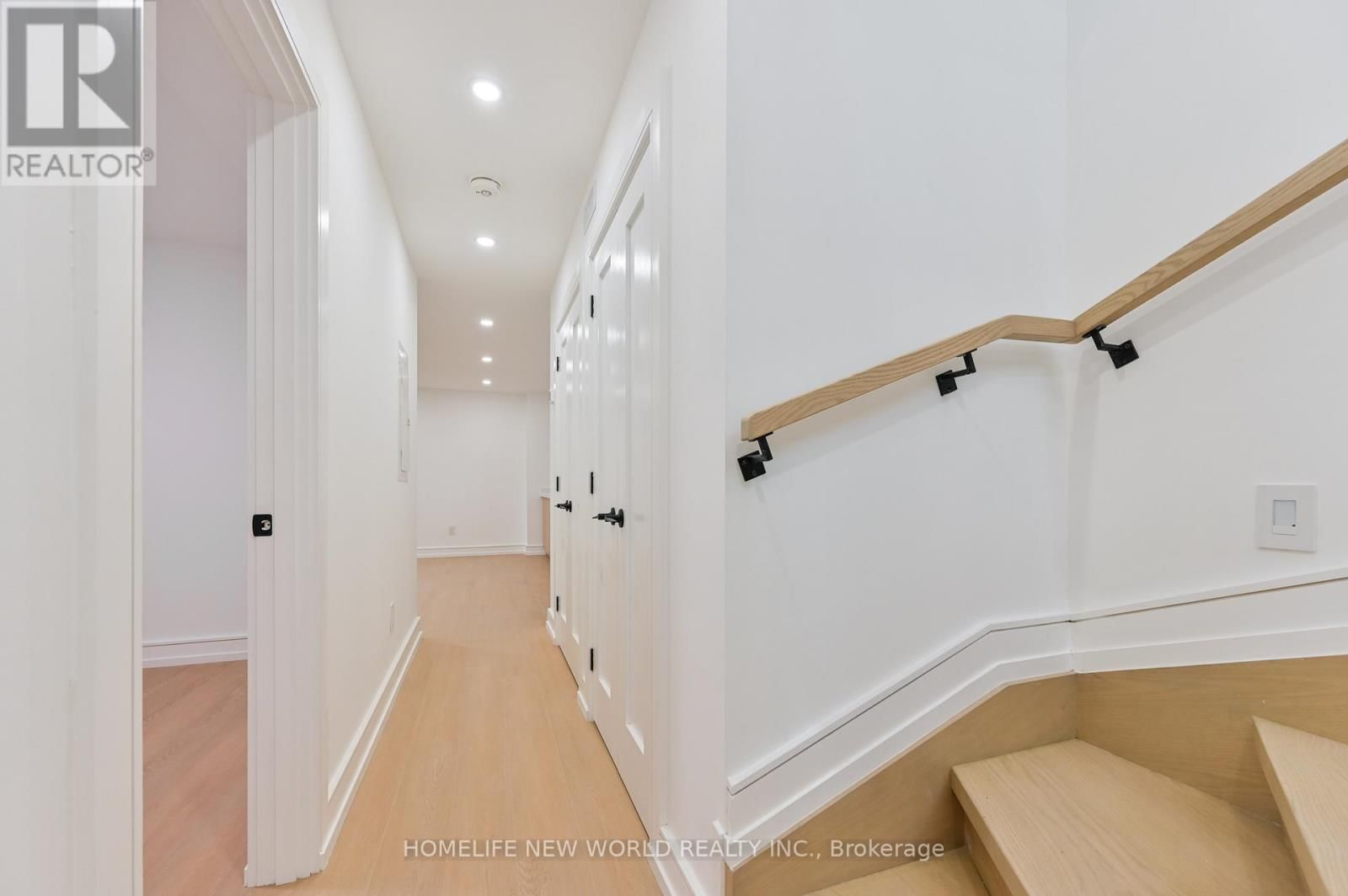 102 - 59 LUNNESS ROAD Image 12