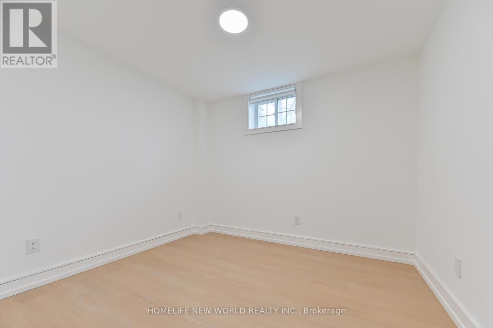 102 - 59 LUNNESS ROAD Image 17