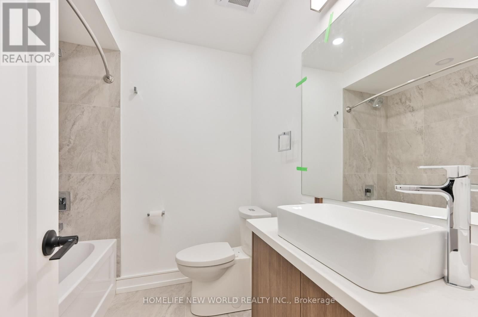 102 - 59 LUNNESS ROAD Image 18