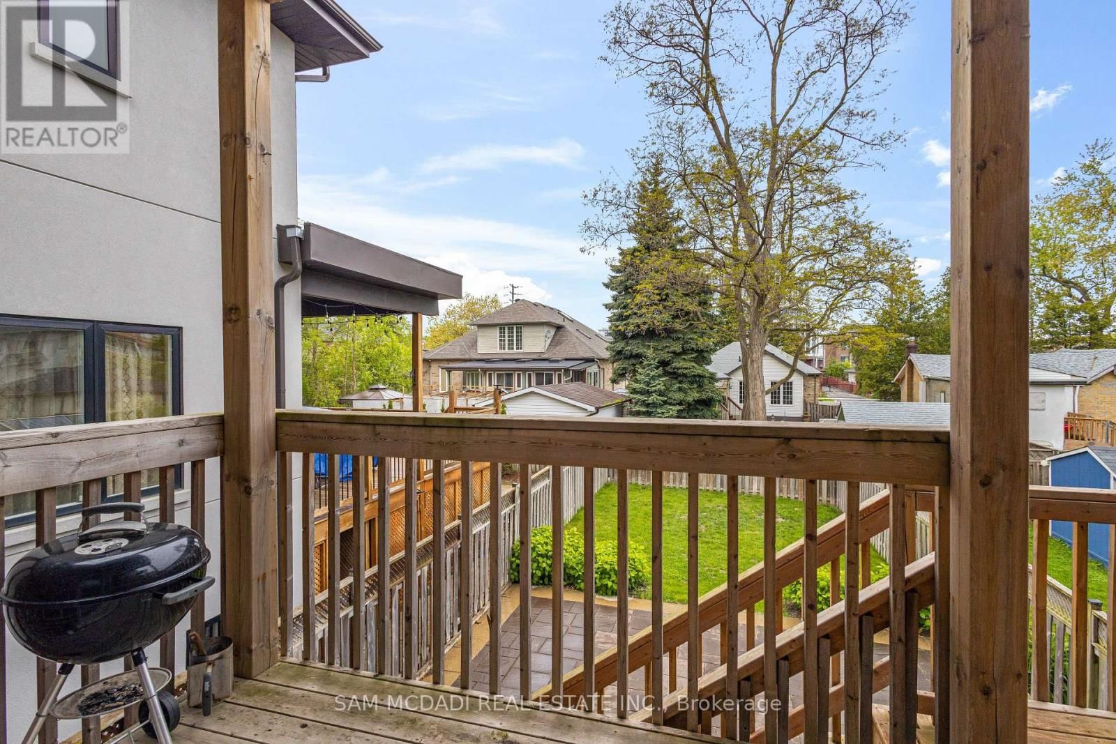 1067 SHAW DRIVE Image 11