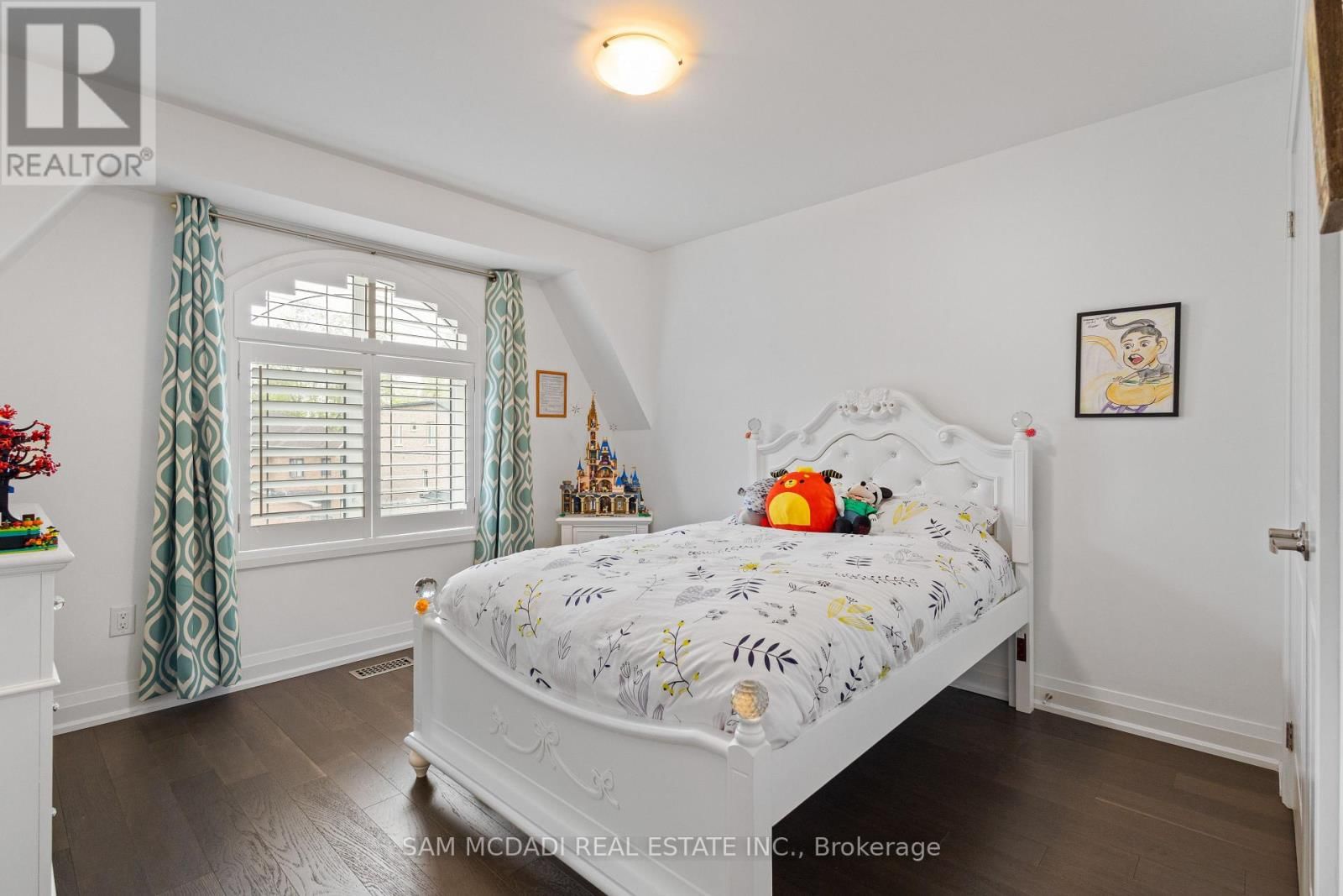 1067 SHAW DRIVE Image 23