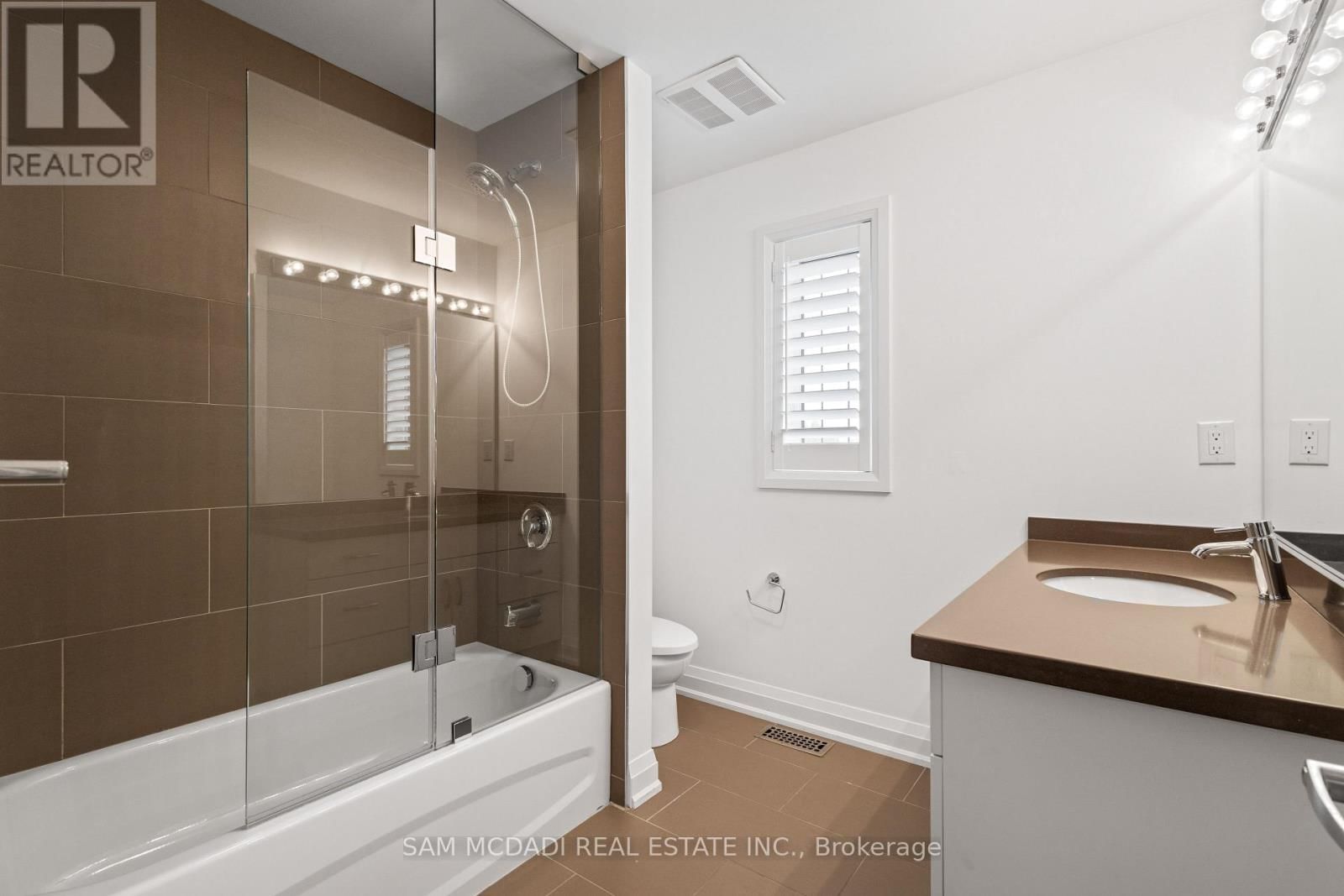 1067 SHAW DRIVE Image 24