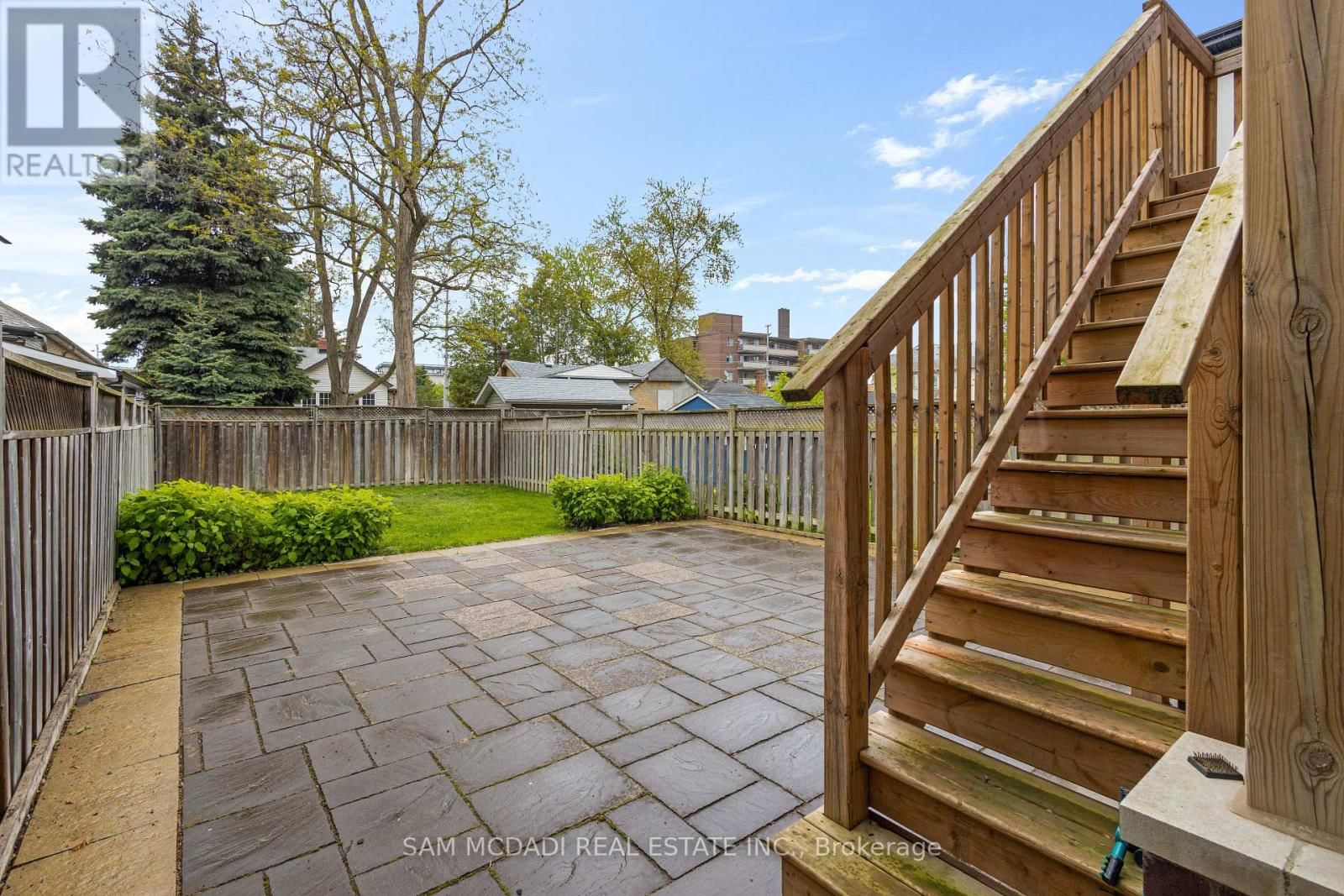 1067 SHAW DRIVE Image 35