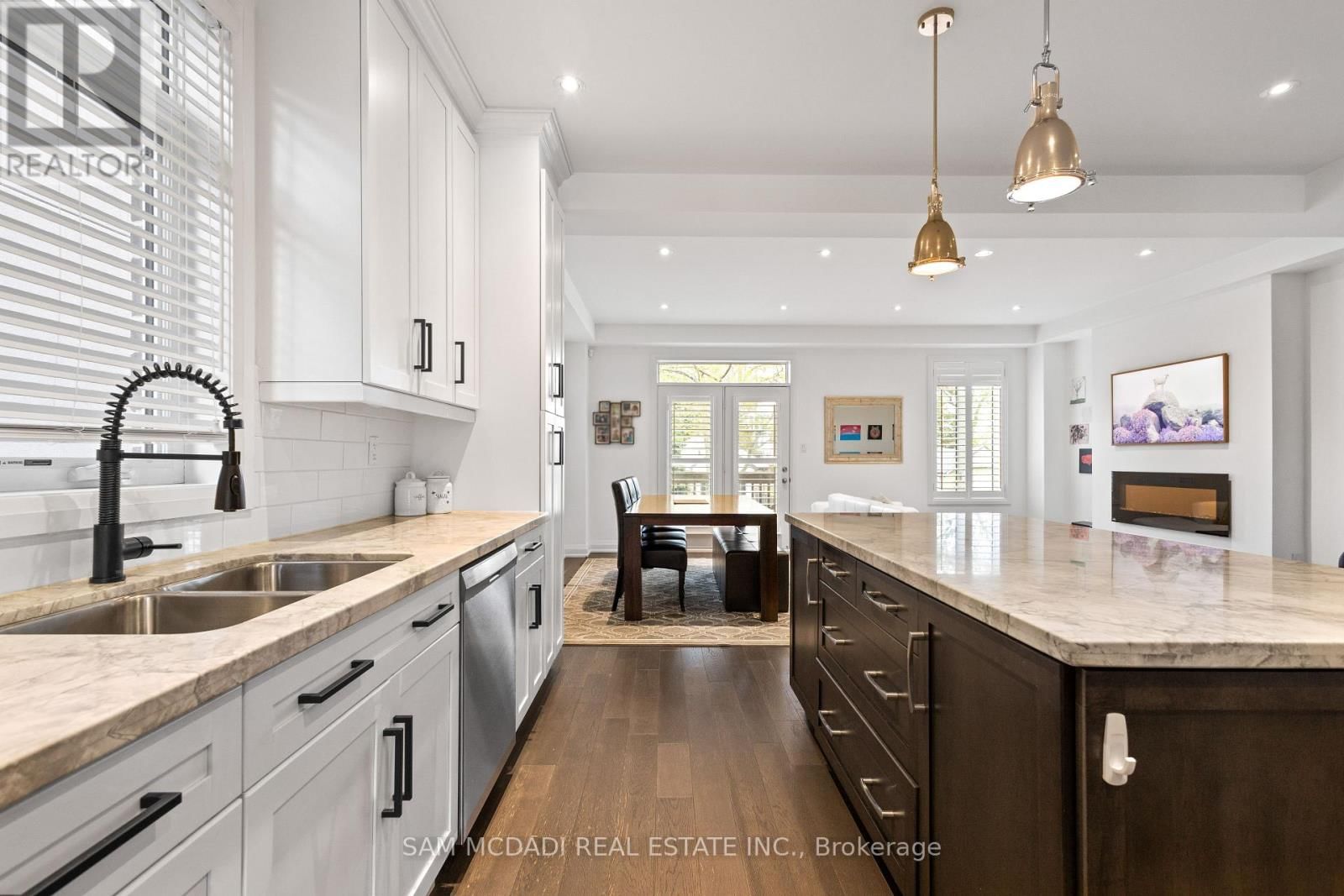 1067 SHAW DRIVE Image 9