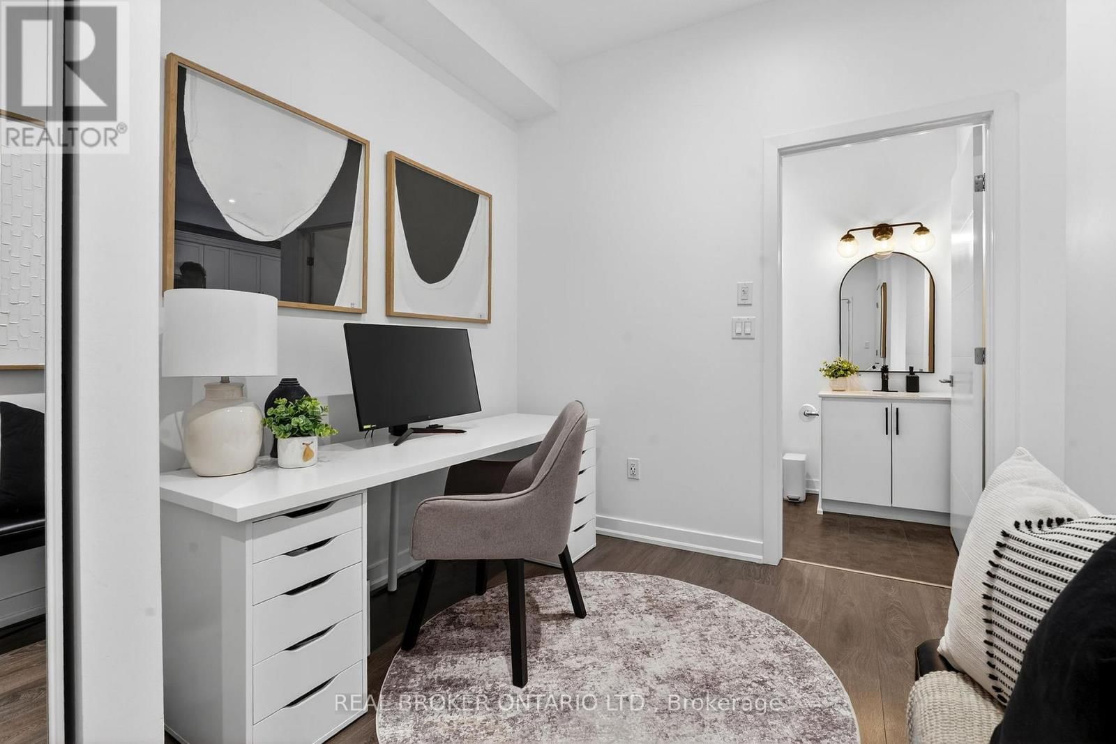 418 - 4040 UPPER MIDDLE ROAD Image 13