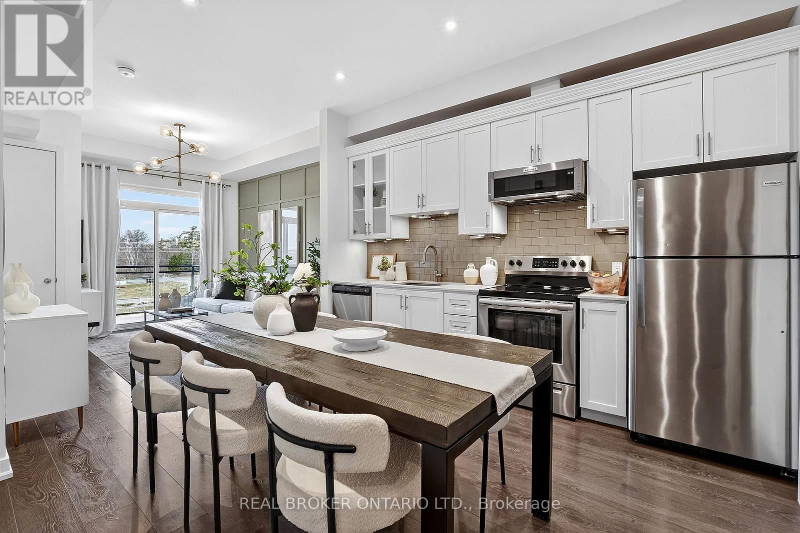 418 - 4040 UPPER MIDDLE ROAD Image 14