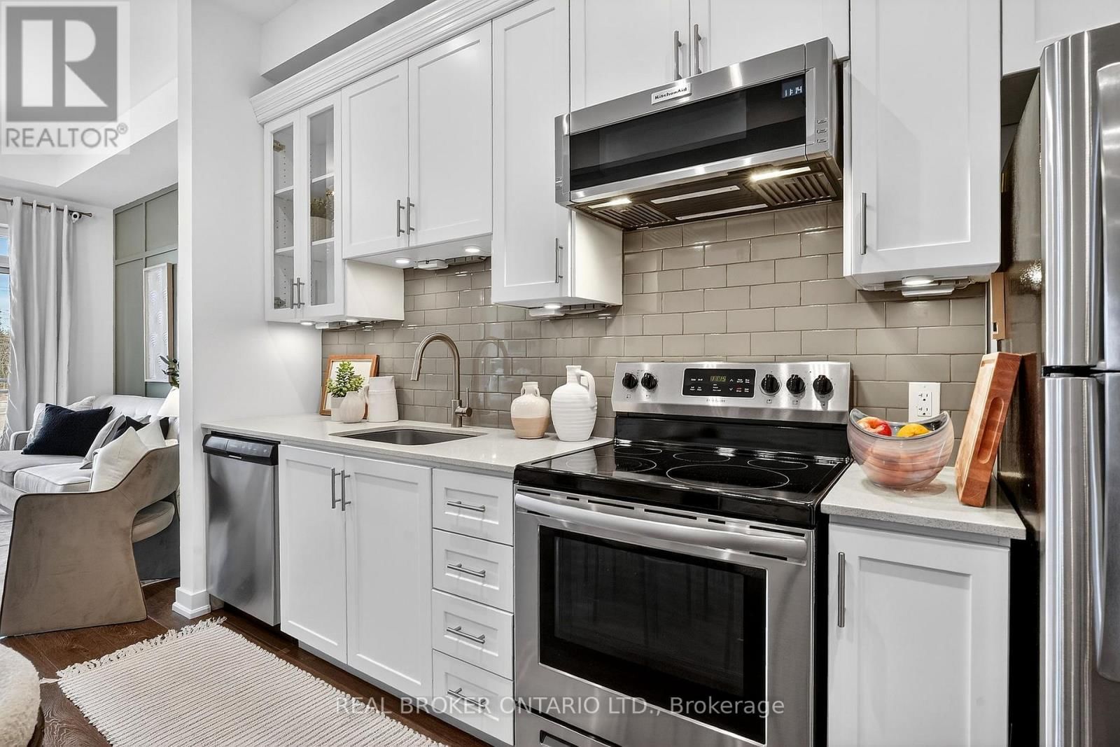 418 - 4040 UPPER MIDDLE ROAD Image 15