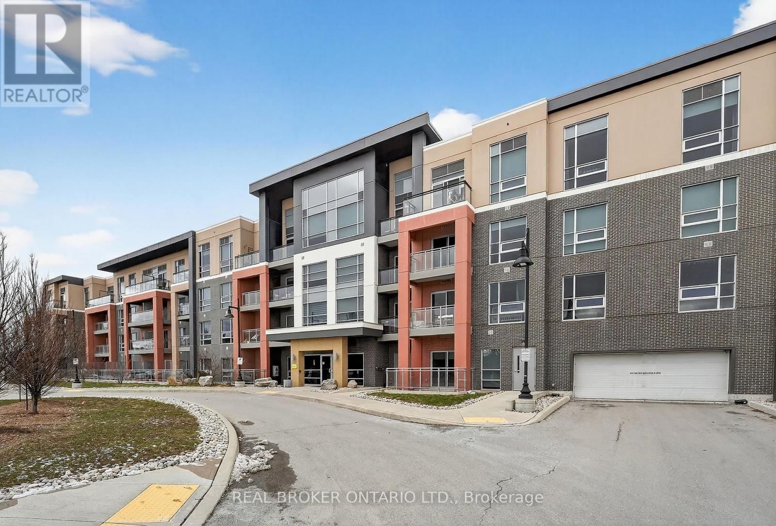 418 - 4040 UPPER MIDDLE ROAD Image 3