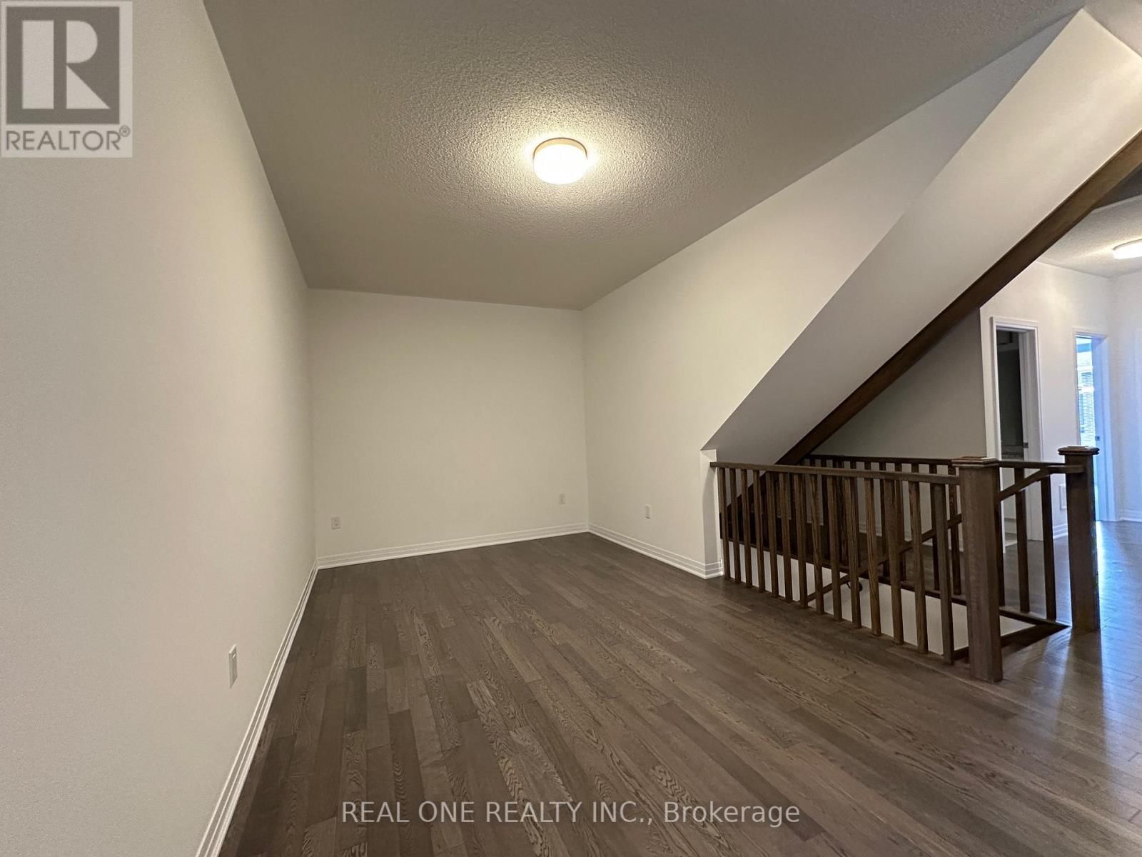 3273 CRYSTAL DRIVE Image 7