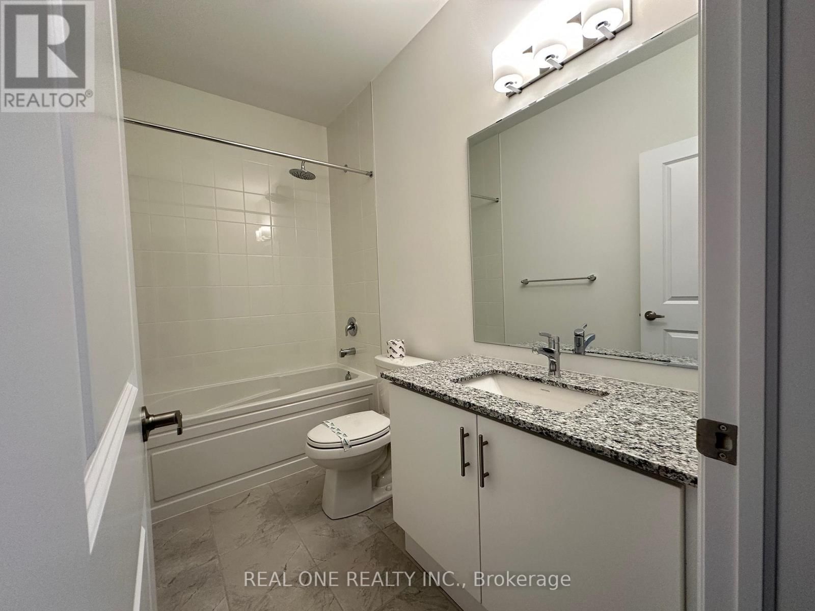 3273 CRYSTAL DRIVE Image 8