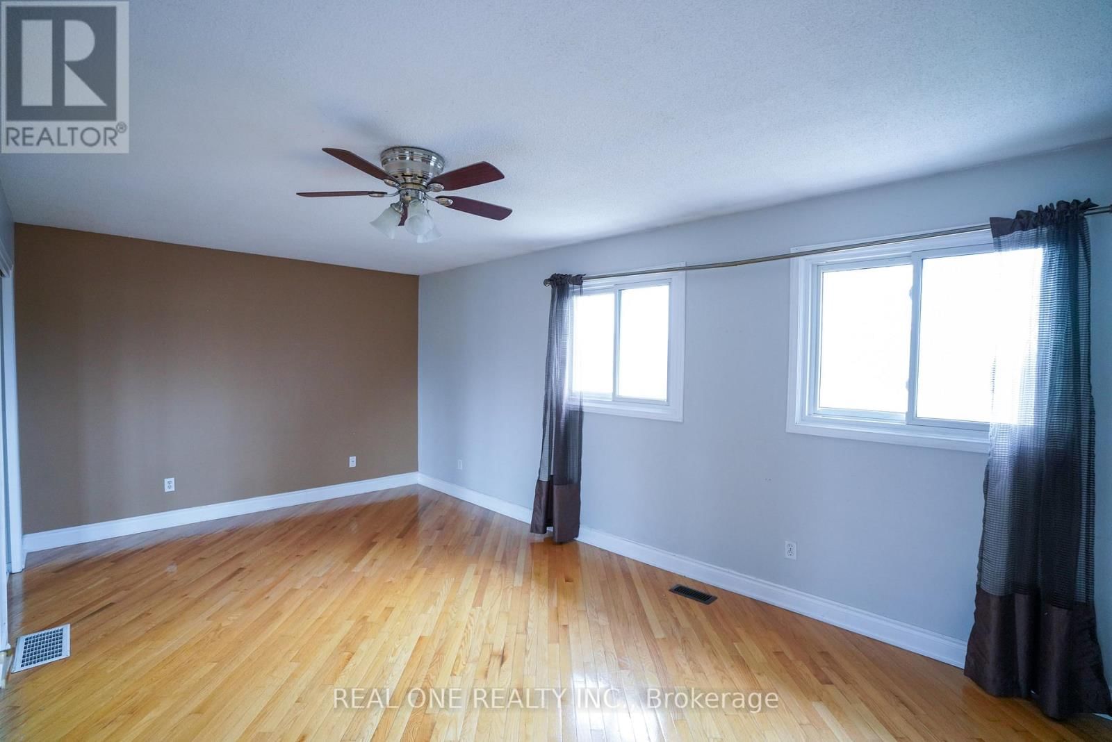 476 BUD GREGORY BOULEVARD Image 12