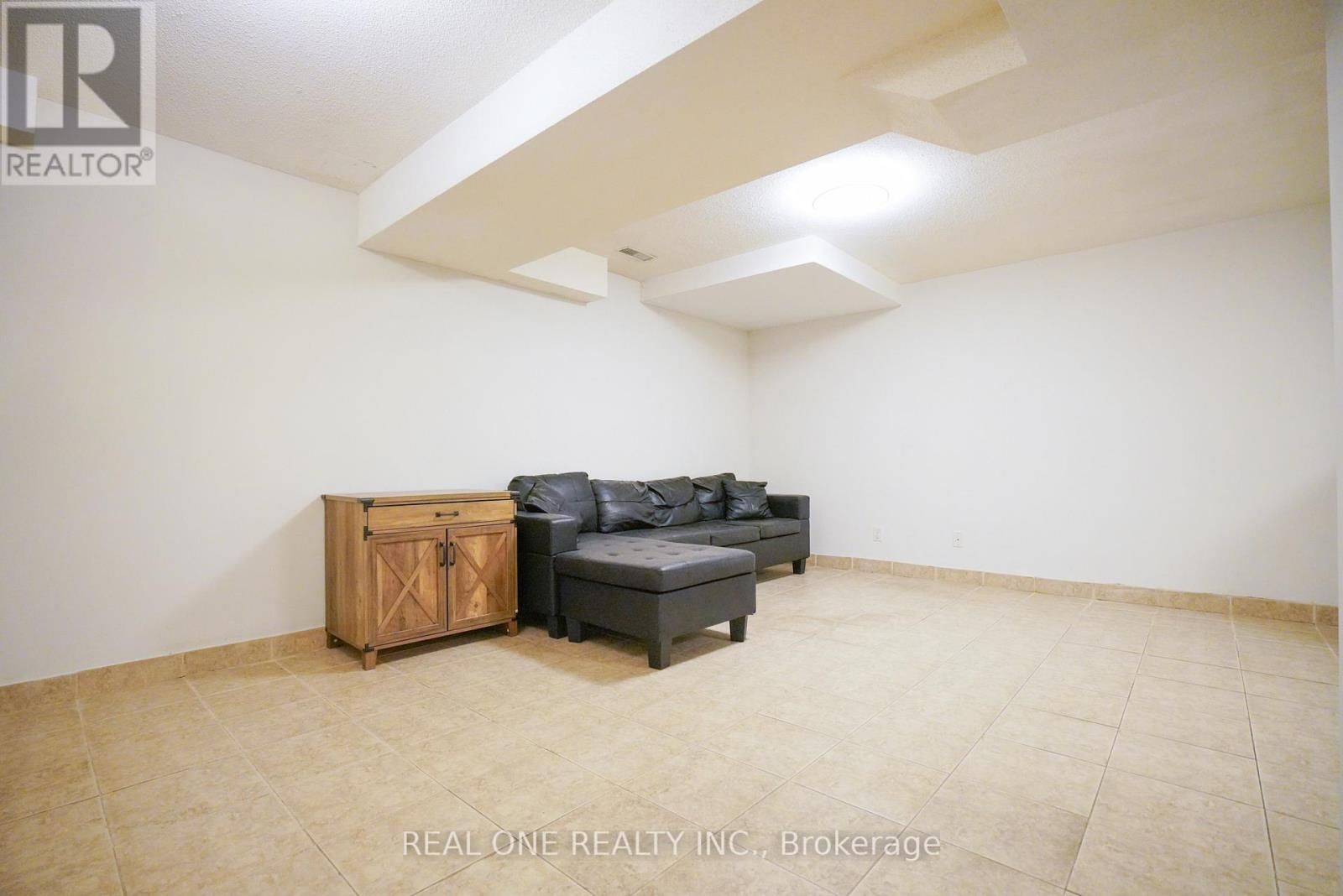 476 BUD GREGORY BOULEVARD Image 17