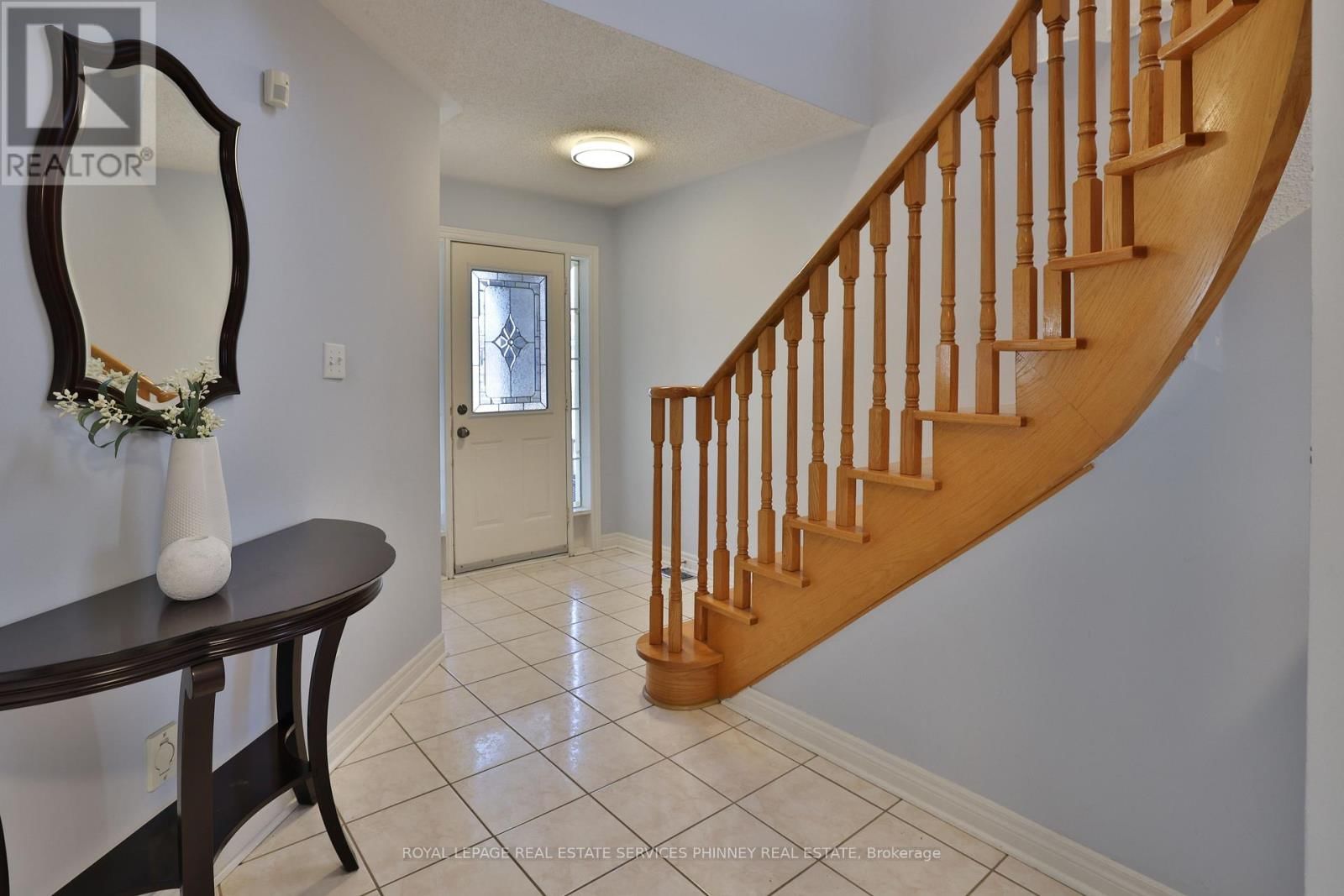 3086 OWLS FOOT DRIVE Image 3