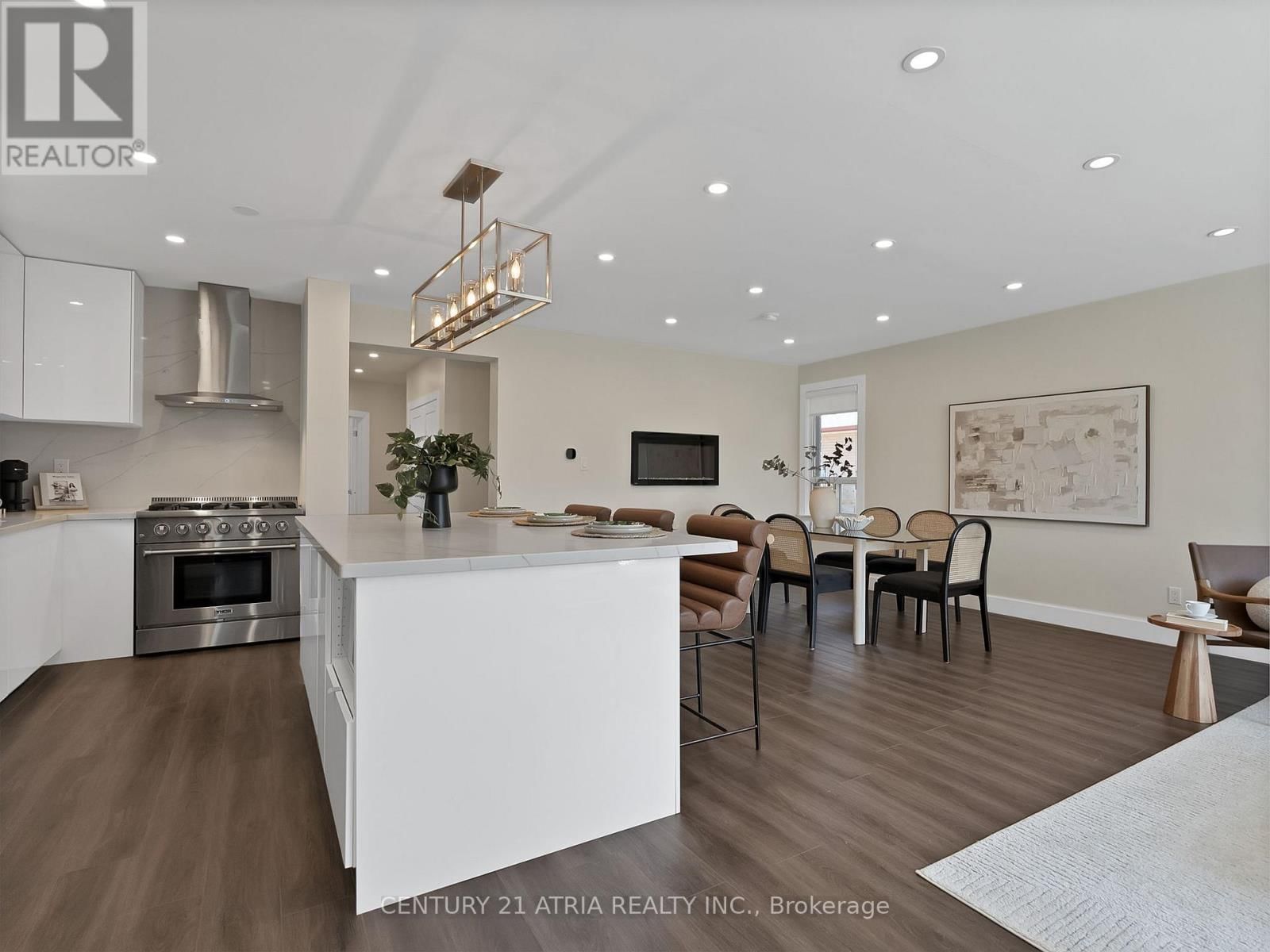 10 DUNROBIN DRIVE Image 8