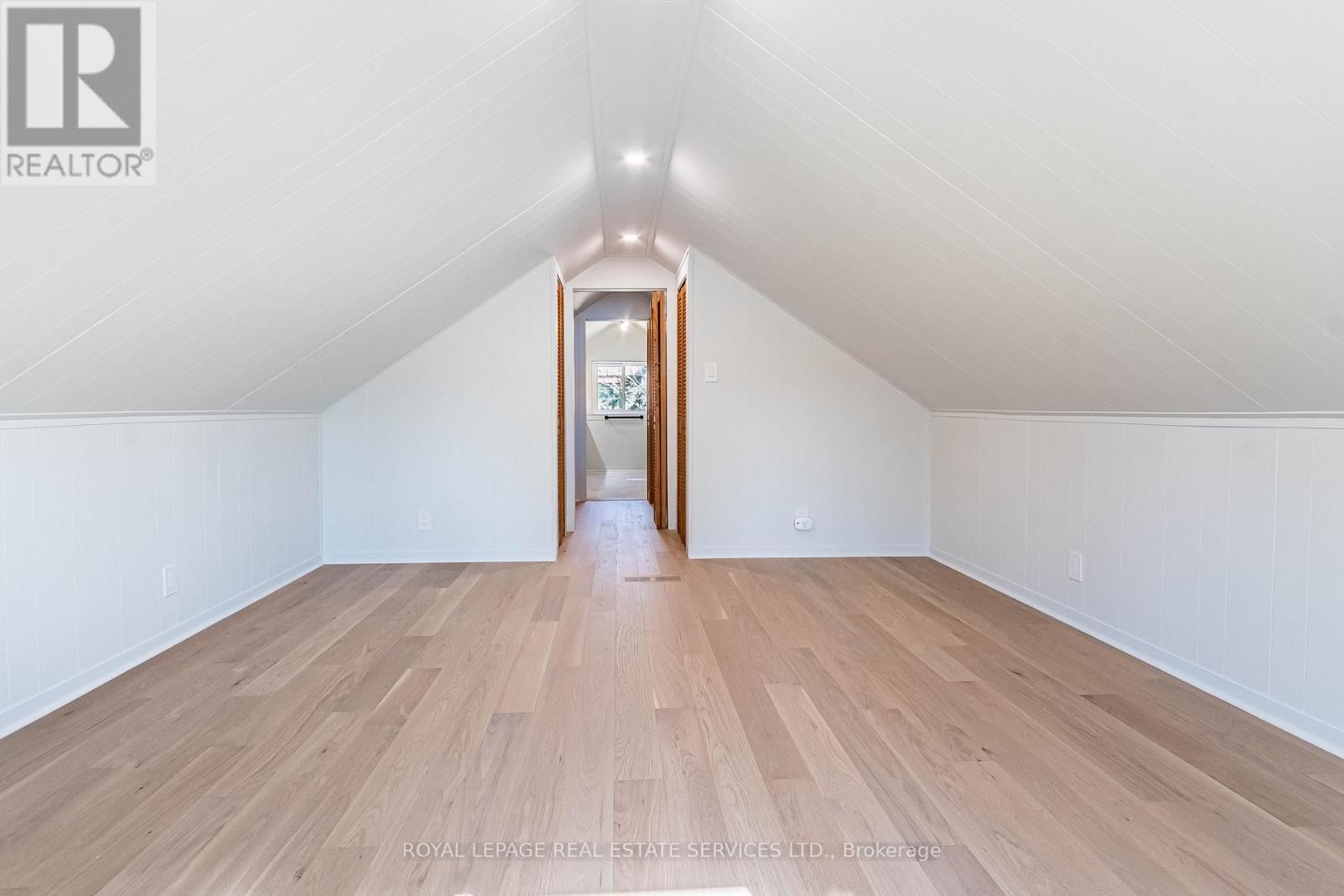 115 WILSON STREET Image 17