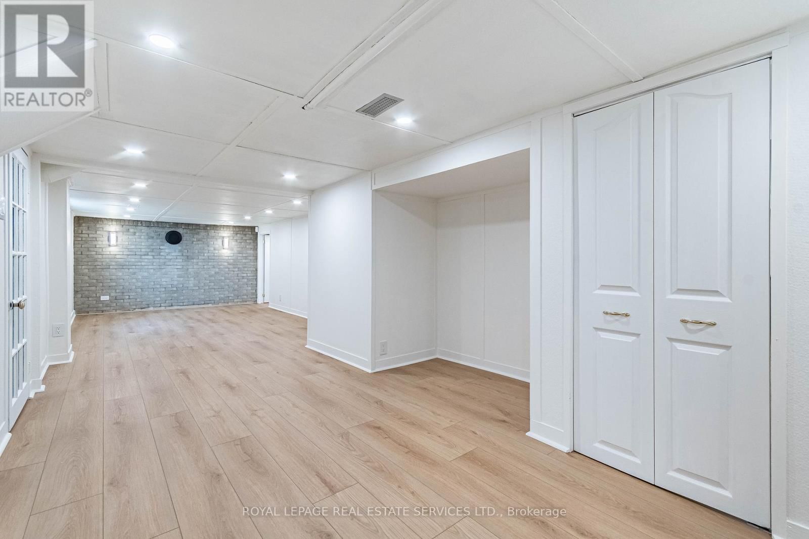 115 WILSON STREET Image 23