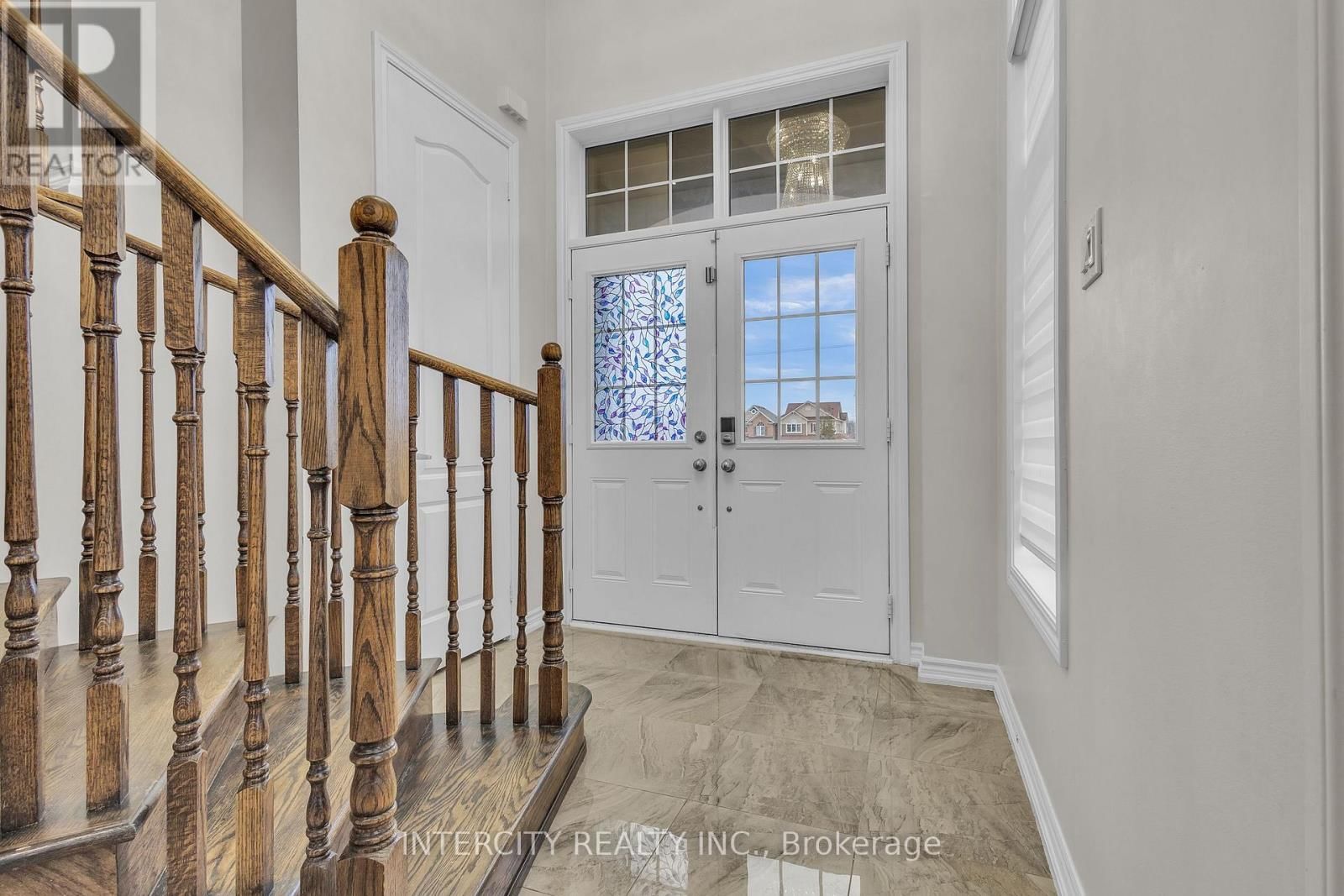 45 ROULETTE CRESCENT Image 7