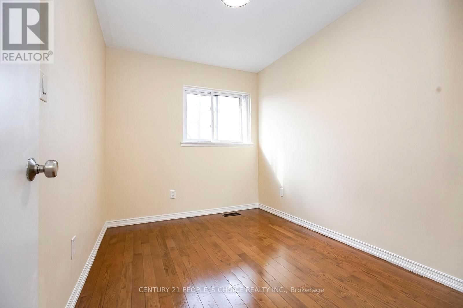 117 - 23 DARRAS COURT Image 32