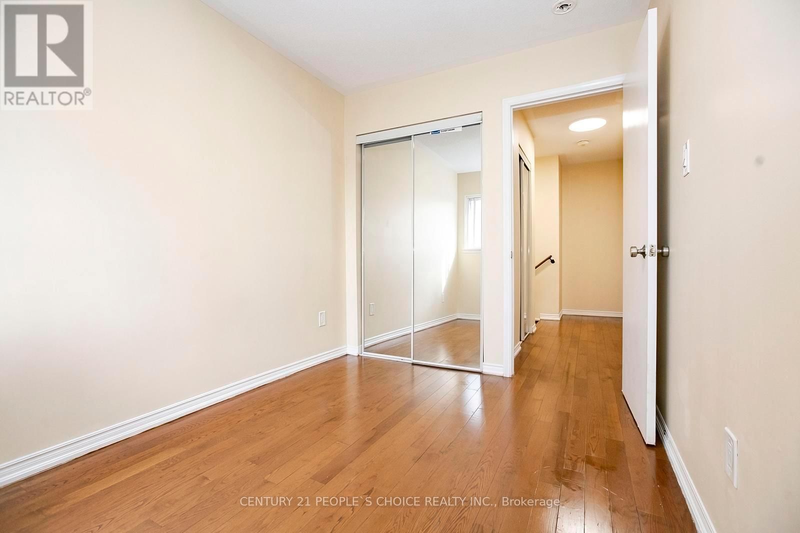 117 - 23 DARRAS COURT Image 33