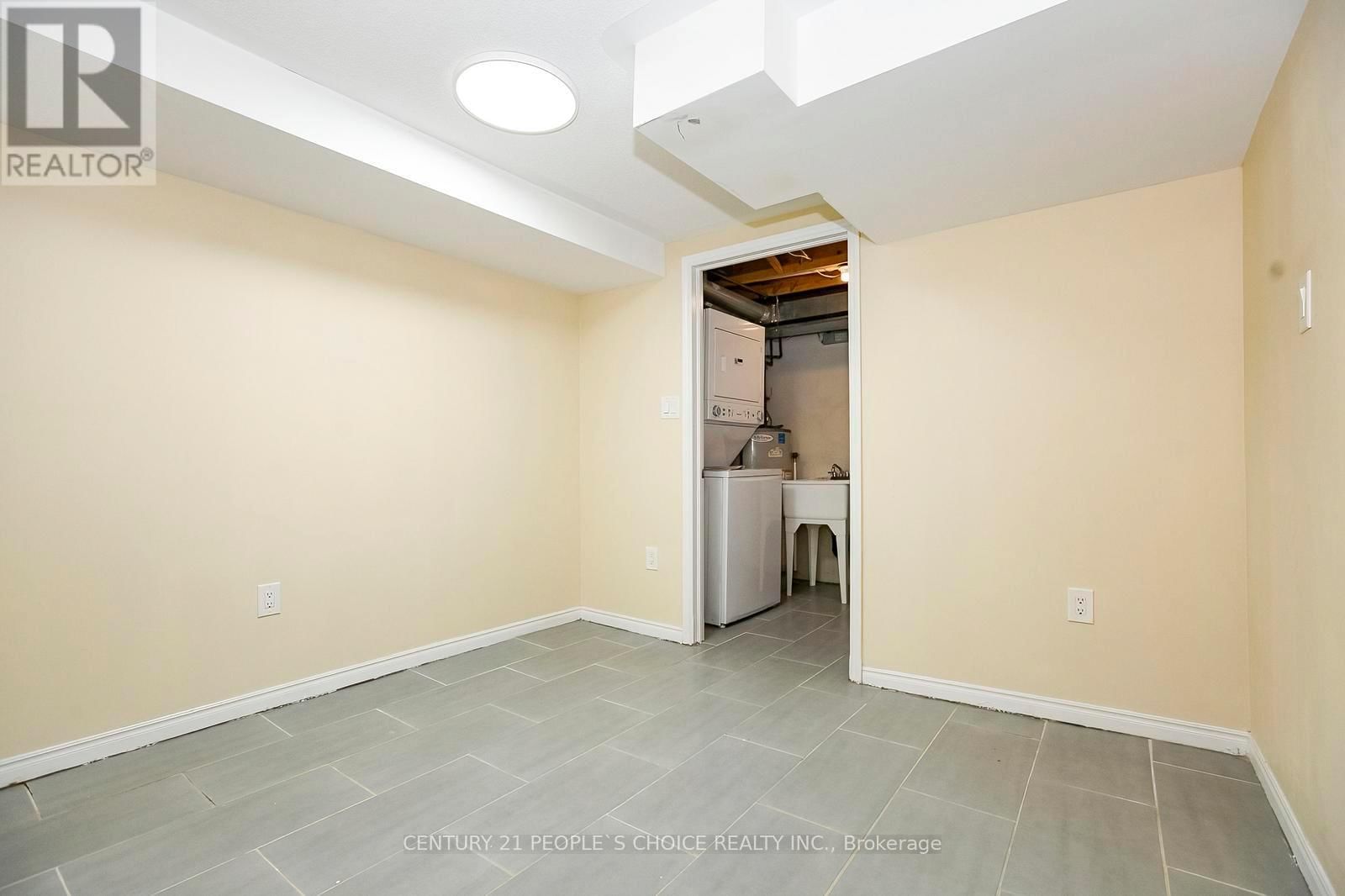 117 - 23 DARRAS COURT Image 35