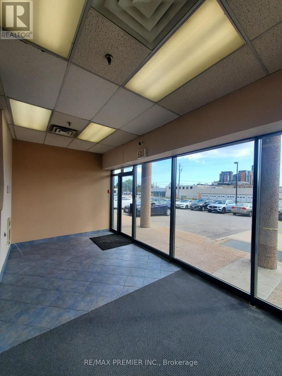 28 - 3200 DUFFERIN STREET Image 8