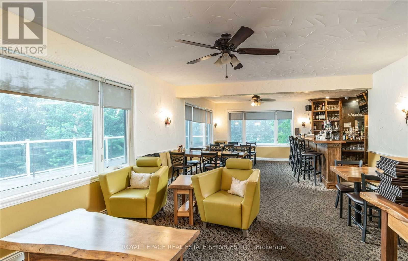 Image #1 of Restaurant for Sale at 4448 Guelph Line, Burlington, Ontario