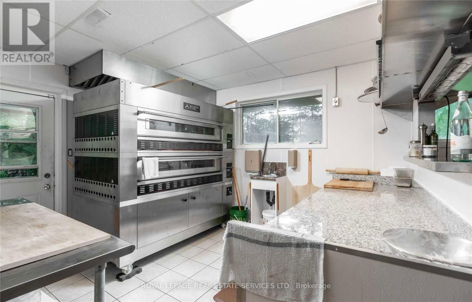 Image #1 of Restaurant for Sale at 4448 Guelph Line, Burlington, Ontario