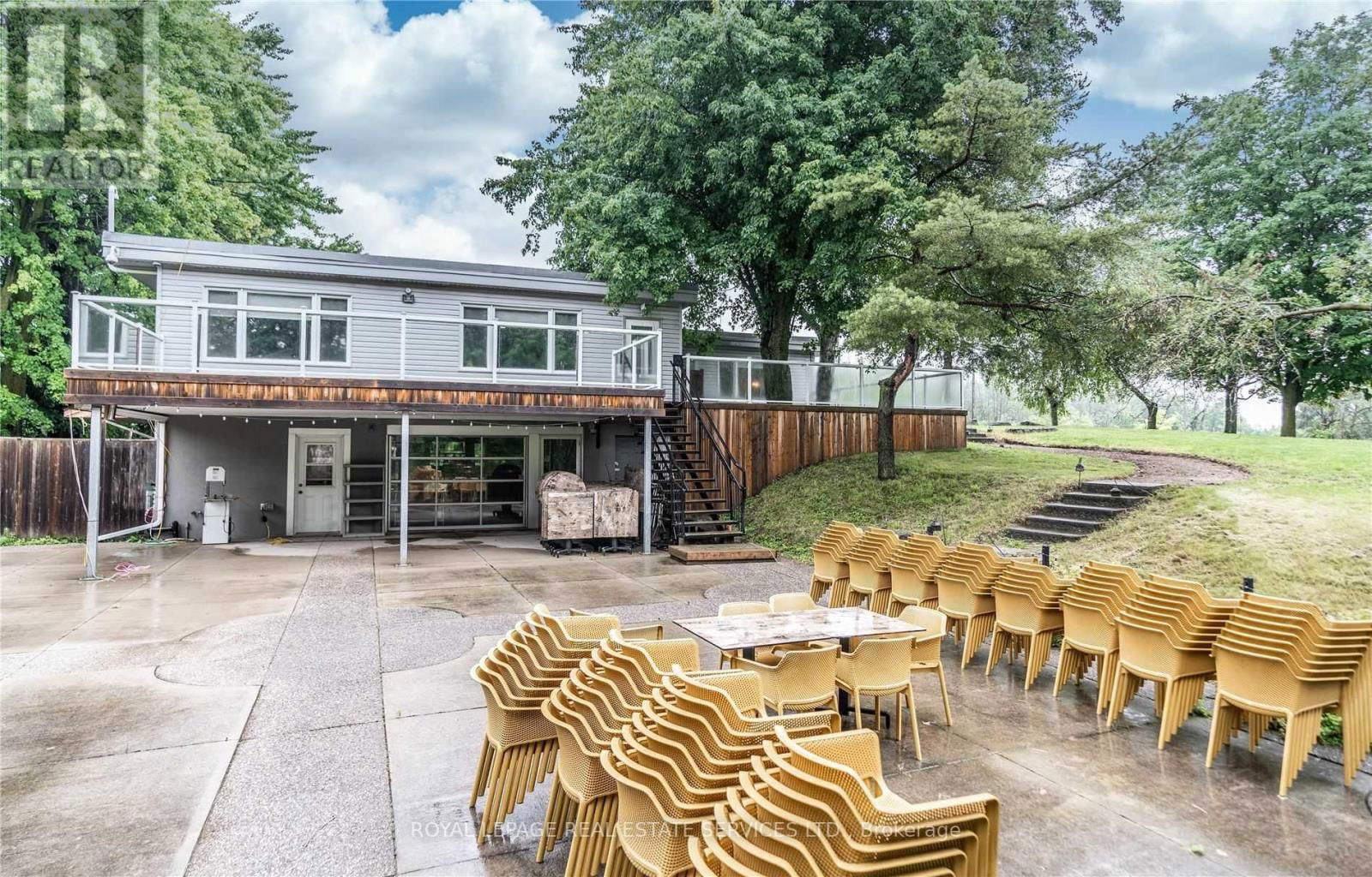 Image #1 of Restaurant for Sale at 4448 Guelph Line, Burlington, Ontario