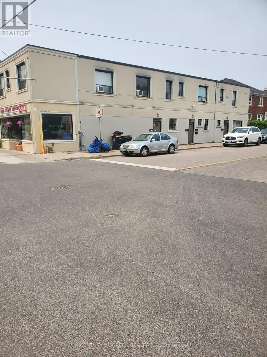 3134A LAKESHORE BLVD  W Image 1