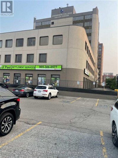 Commercial for Rent in Ontario