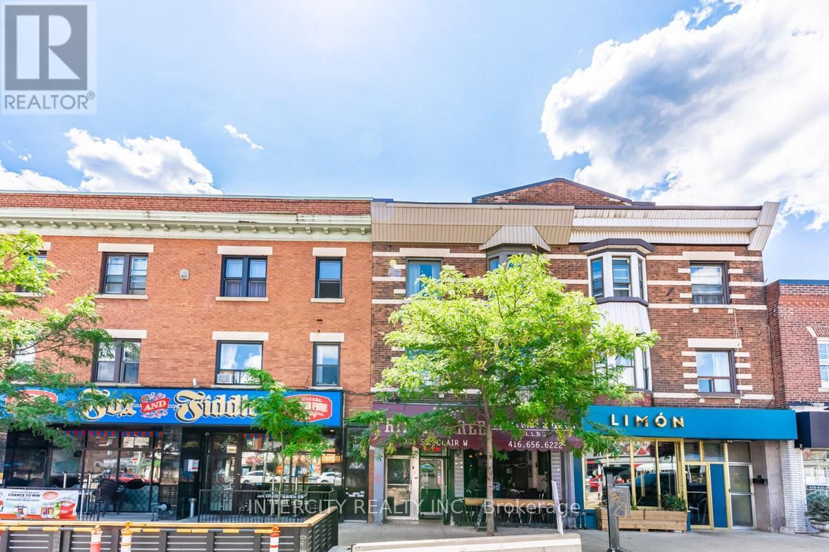 1087 ST CLAIR AVE W Image 1