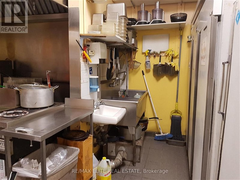 Image #1 of Restaurant for Sale at 4700 Keele St, Toronto, Ontario