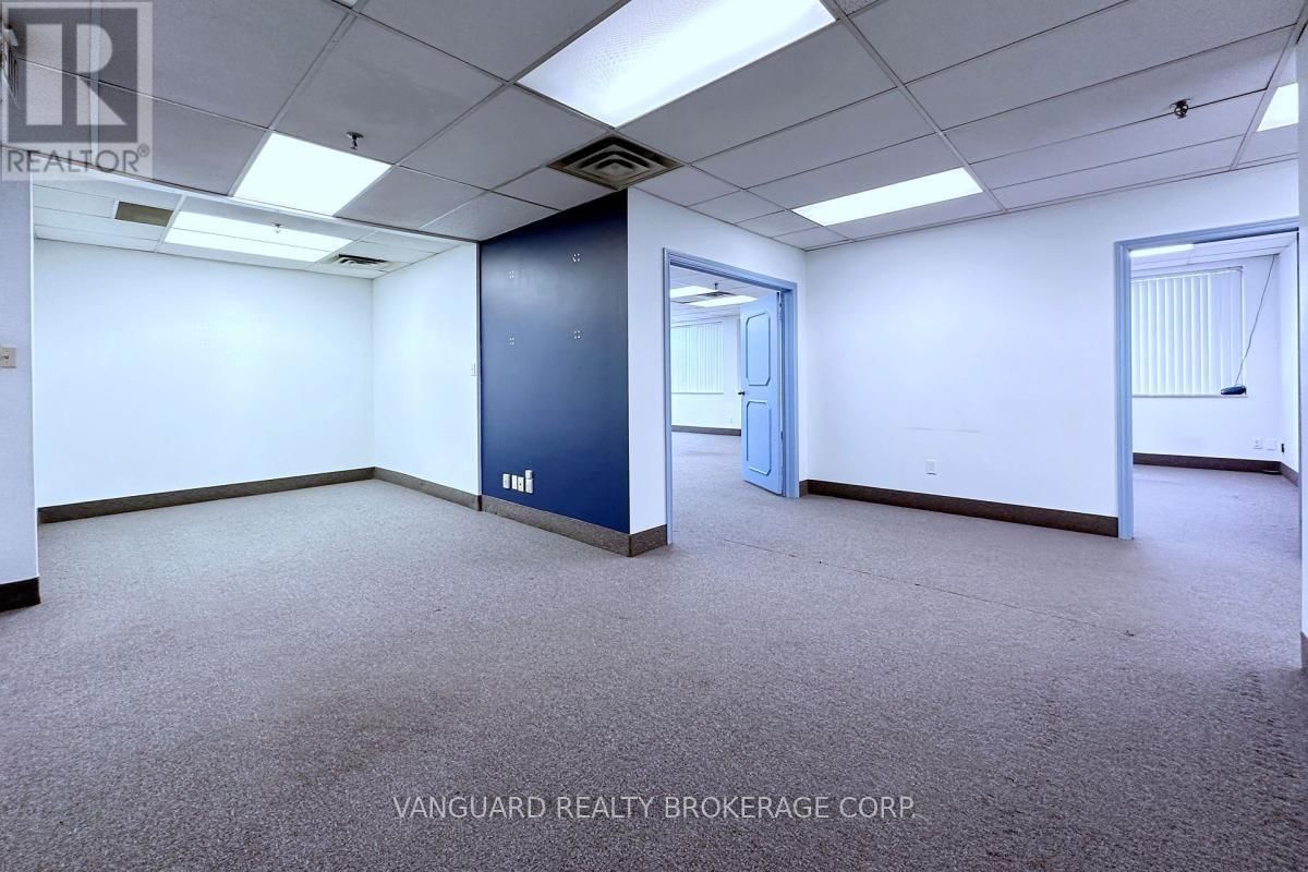 360 DEERHIDE CRESCENT Image 5