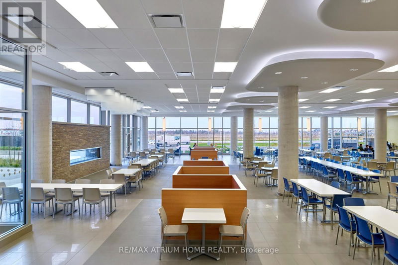 Image #1 of Restaurant for Sale at 3001 Hospital Gate, Oakville , Ontario