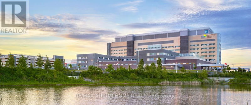 Image #1 of Restaurant for Sale at 3001 Hospital Gate, Oakville , Ontario
