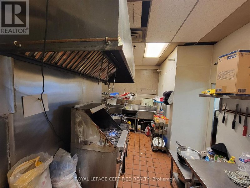 Image #1 of Restaurant for Sale at 6435 Dixie St, Mississauga, Ontario