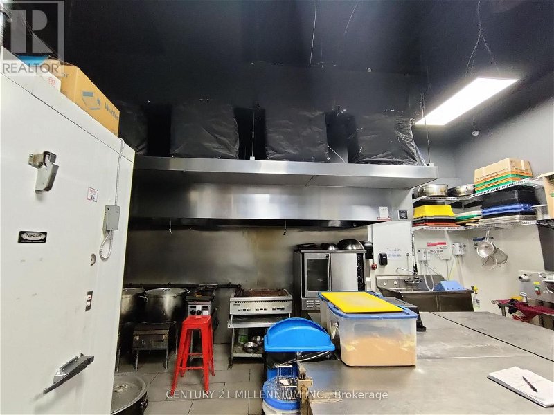Image #1 of Restaurant for Sale at 6815 Airport Rd, Mississauga, Ontario