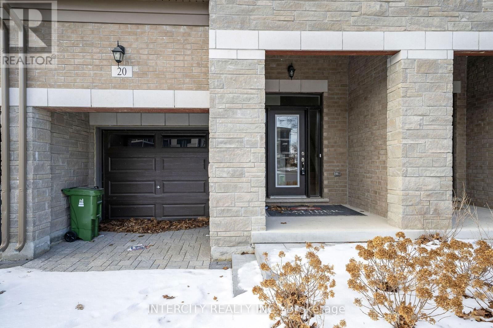 20 TARMOLA PARK COURT Image 2