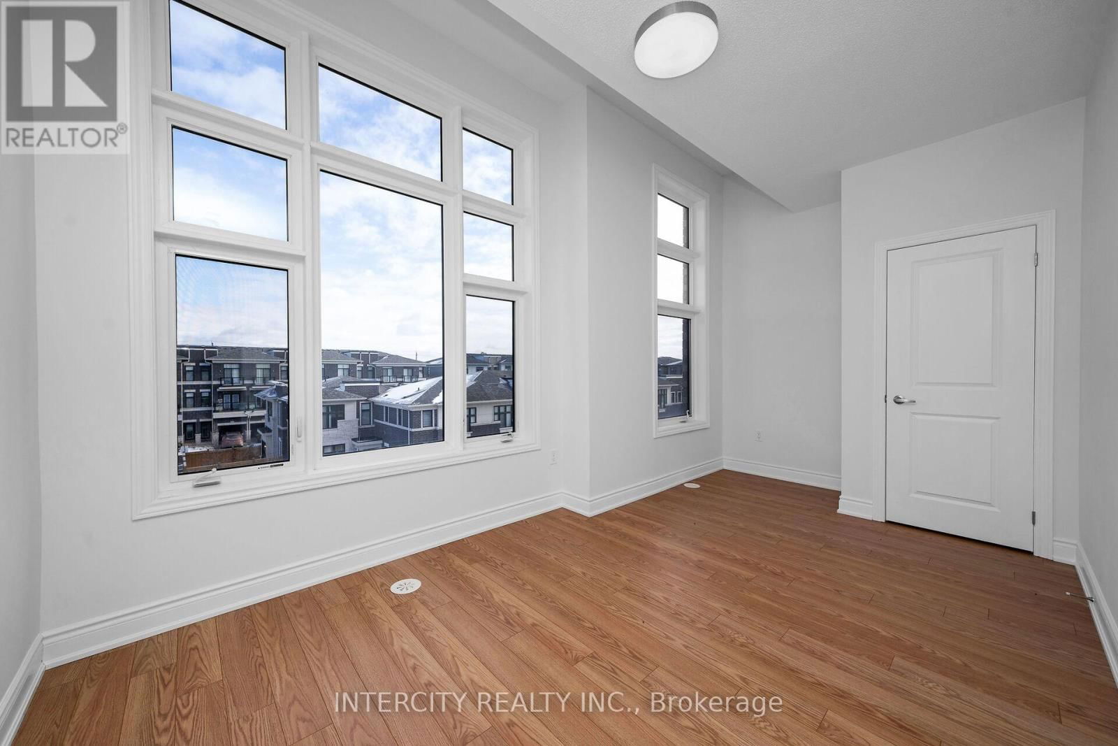 20 TARMOLA PARK COURT Image 26