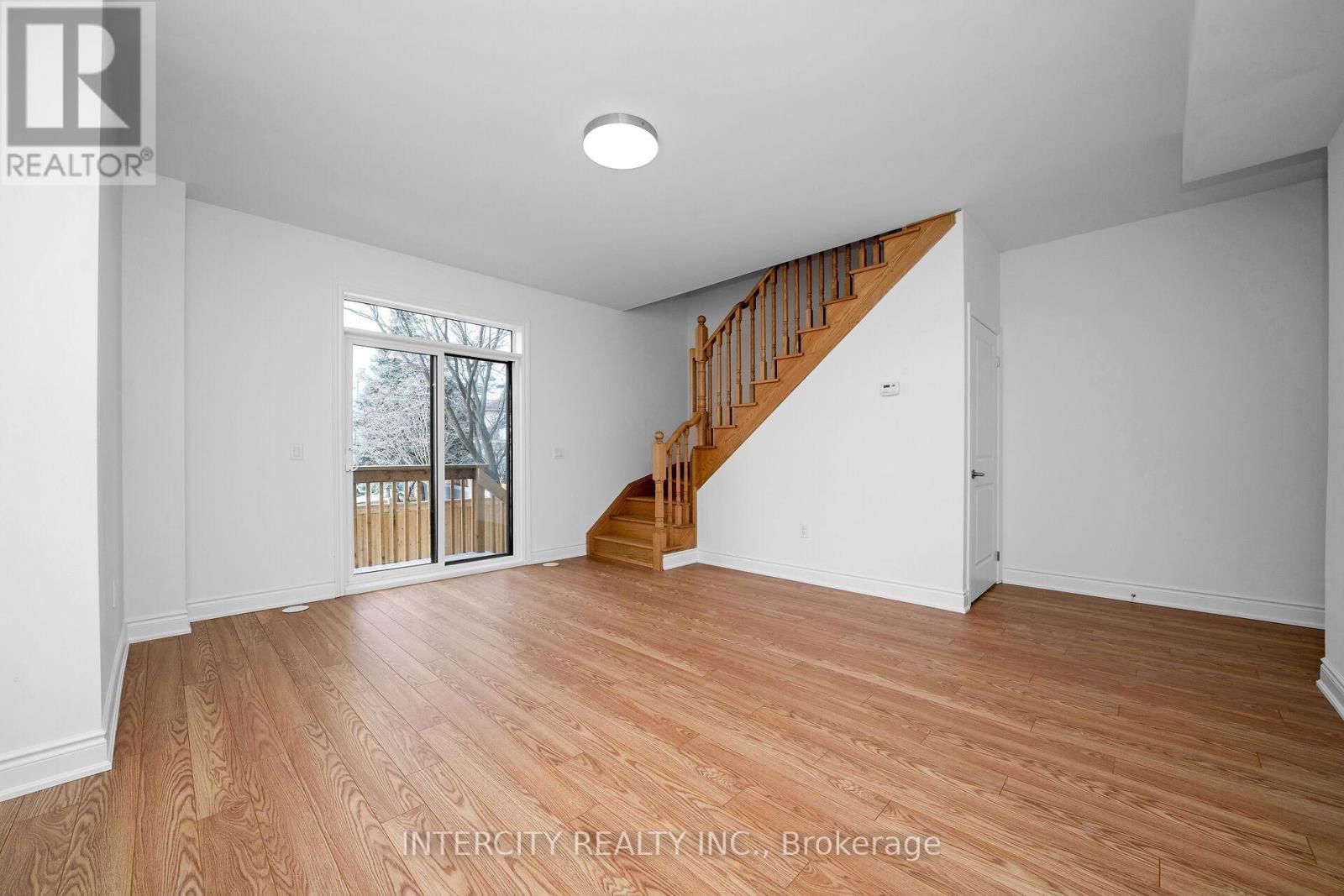 20 TARMOLA PARK COURT Image 6