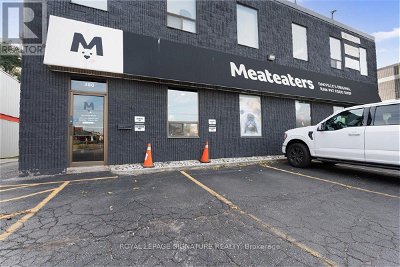 Image #1 of Commercial for Sale at 380 Speers Rd, Oakville, Ontario
