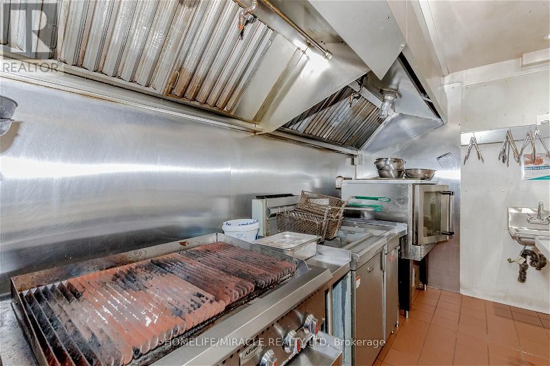 Image #1 of Restaurant for Sale at 25 Mill St, Orangeville, Ontario