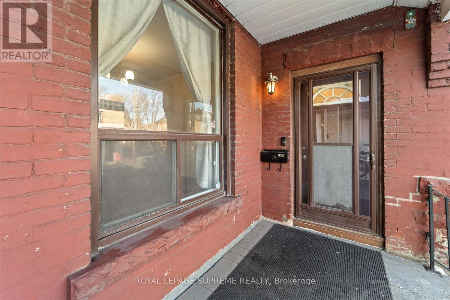 1309 KING STREET W Image 4