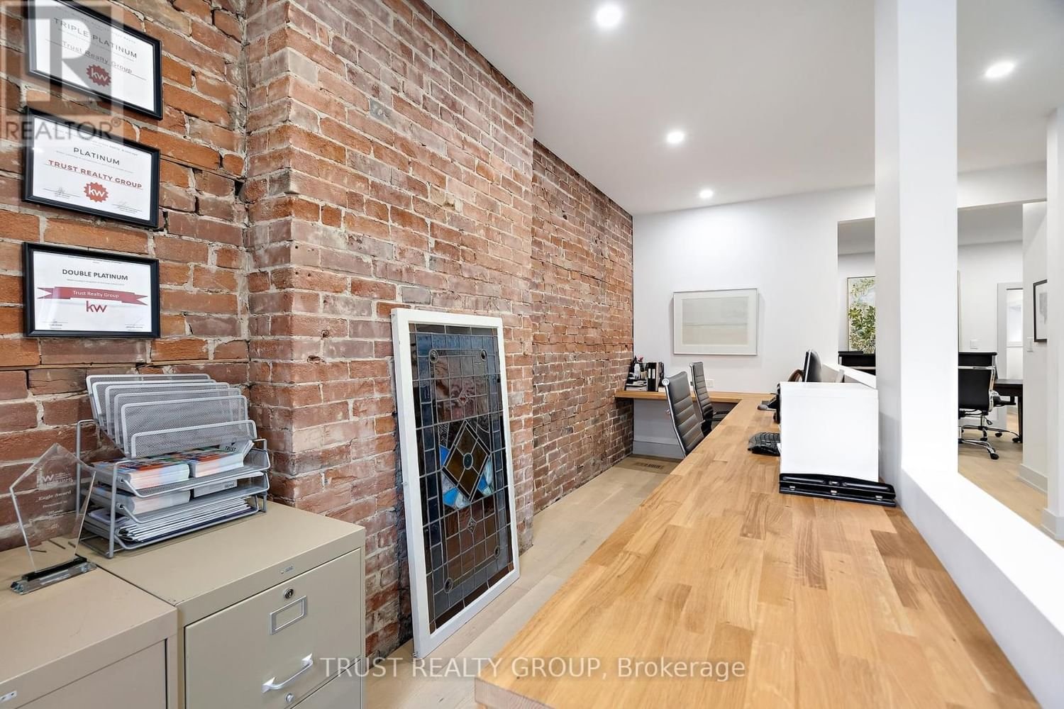 266 RONCESVALLES AVE Image 6