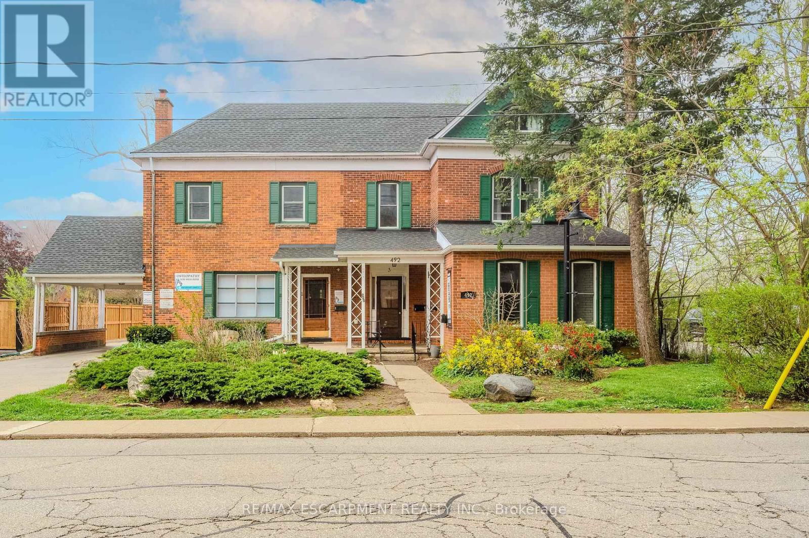 492 LOCUST STREET Image 1